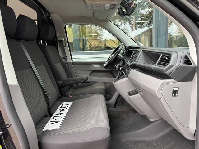 Foto 2 van Volkswagen Transporter 2.0 TDI L1H1 28 Comfortline | CRUISE | CARPLAY | PARKEERSENSOREN V + A |
