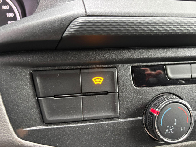 Foto 10 van Volkswagen Transporter 2.0 TDI L1H1 28 Comfortline | CRUISE | CARPLAY | PARKEERSENSOREN V + A |