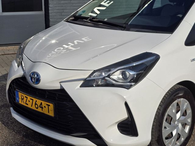 Foto 8 van Toyota Yaris 1.5 Hybrid Aspiration PERFECT ONDERHOUDEN ZEER MOOI NAVI CAMERA ENZ