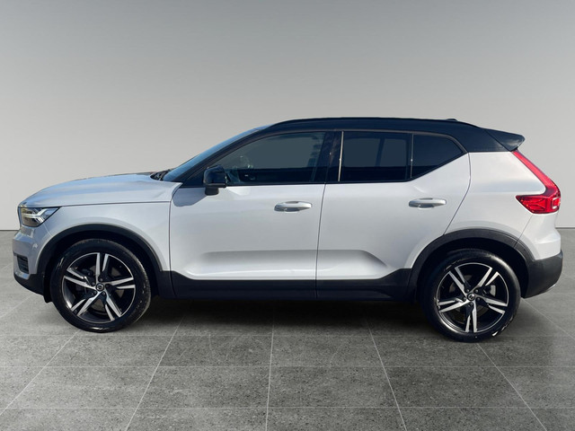 Foto 9 van Volvo XC40 2.0 T4 R-Design | Elektrisch verstelbare voorstoelen | Trekhaak |