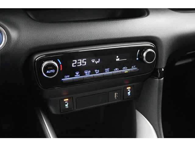 Foto 5 van Toyota Yaris 1.5 Hybrid 115 Dynamic | Keyless | Stoelverwarming | Climate control |