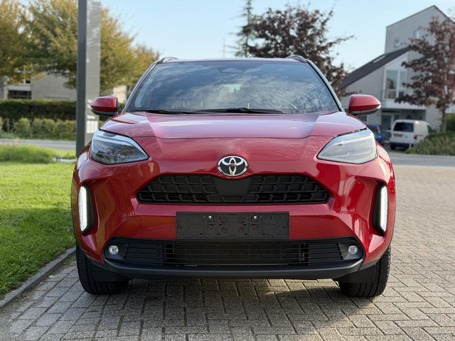 Foto 9 van Toyota Yaris Cross 1.5 Hybrid 115 Dynamic Plus | Stoel- stuurverwarming | Keyless | Camera | ACC | 1