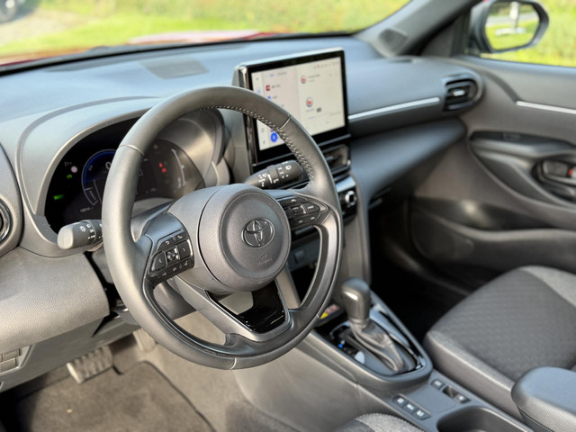 Foto 7 van Toyota Yaris Cross 1.5 Hybrid 115 Dynamic Plus | Stoel- stuurverwarming | Keyless | Camera | ACC | 1