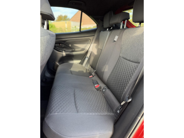 Foto 5 van Toyota Yaris Cross 1.5 Hybrid 115 Dynamic Plus | Stoel- stuurverwarming | Keyless | Camera | ACC | 1