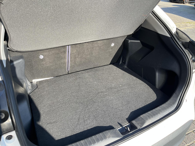 Foto 9 van Toyota Yaris Cross 1.5 Hybrid Active | Trekhaak | Dealeronderhouden | Carplay |