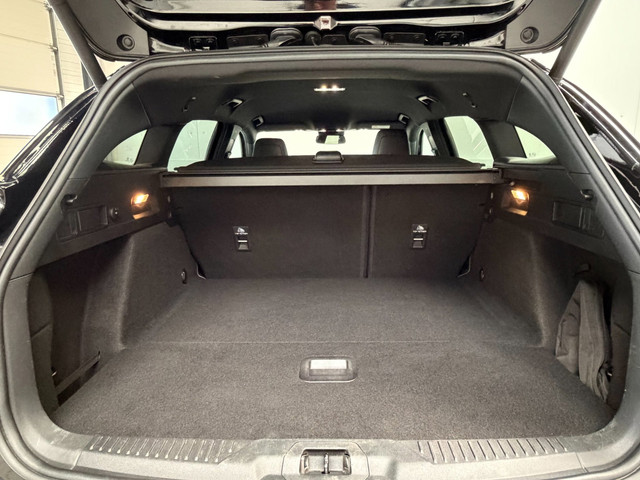 Foto 3 van Ford Focus Wagon 1.0 EcoBoost ST Line Business |Trekhaak|Stoel-Stuurverwarming|Dealer O.H.