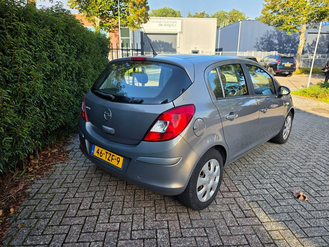 Foto 5 van Opel Corsa 1.4-16V Anniversary Edition 1e eigenaar