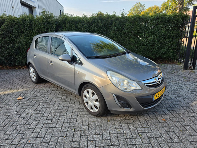 Foto 6 van Opel Corsa 1.4-16V Anniversary Edition 1e eigenaar