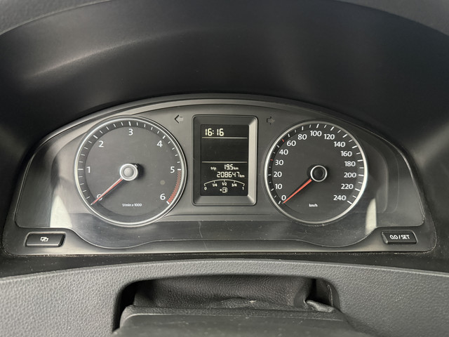 Foto 3 van Volkswagen Transporter 2.0TDI Edition | Multimedia | Trekhaak | Airco | 3-Zits | Achterdeuren