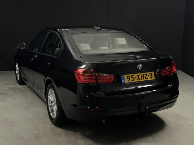 Foto 6 van BMW 3-serie 320i Executive *Navi*Automaat*NAP* (bj 2012)