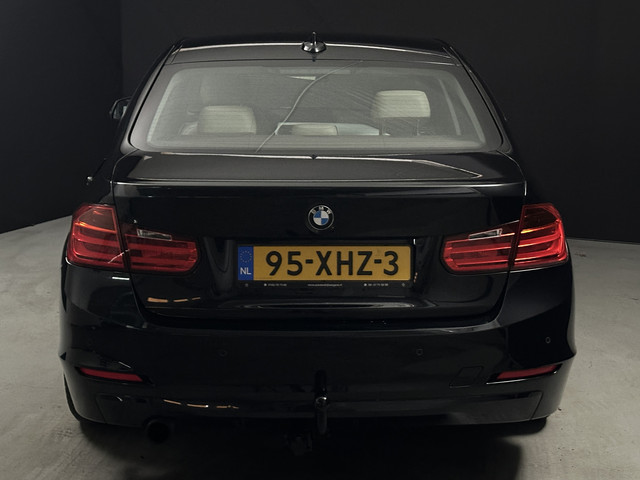 Foto 3 van BMW 3-serie 320i Executive *Navi*Automaat*NAP* (bj 2012)