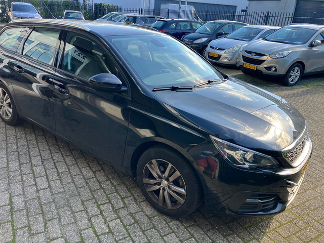 Foto 6 van Peugeot 308 SW 1.2 PureTech Active / PROBLEM ENGINE / MOTOR NO GOOD / EXPORT PRICE