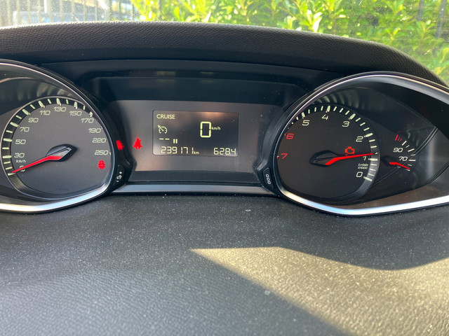 Foto 10 van Peugeot 308 SW 1.2 PureTech Active / PROBLEM ENGINE / MOTOR NO GOOD / EXPORT PRICE