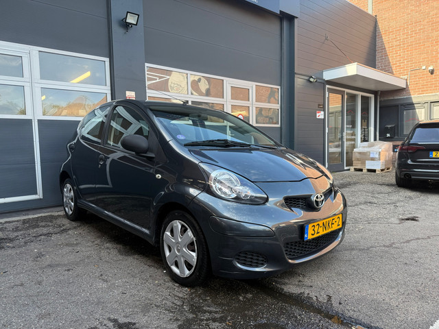 Foto 9 van Toyota Aygo 1.0-12V Access
