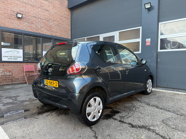 Foto 7 van Toyota Aygo 1.0-12V Access