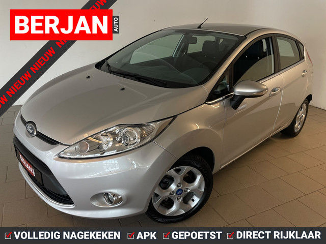 Foto 10 van Ford Fiesta 1.6 Titanium AIRCO ELEK RAMEN CENT VERG VELGEN TREKHAAK NWE APK INRUIL MOG ZEER NETTE AU