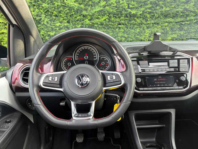 Foto 5 van Volkswagen Up! 1.0 GTI BeatsAudio Panodak Camera Schroefset OZ-Wheels !!NIEUWBINNEN!!