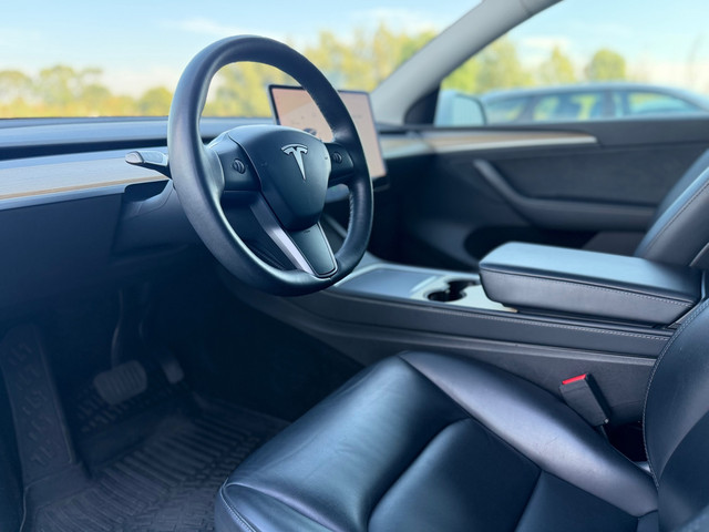 Foto 7 van Tesla MODEL Y Long Range AWD 75 kWh - Pearl White - Panorama/Leder - SOH 91%