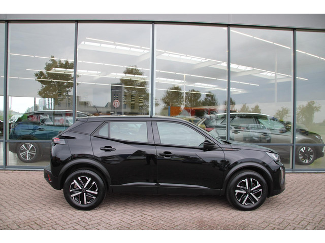 Foto 5 van Peugeot 2008 1.2 Hybrid 145 Style Automaat Airco Carplay 18.942km Nieuwstaat