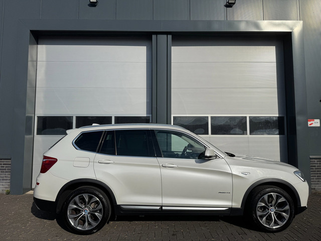Foto 2 van BMW X3 XDrive20i High Executive 360 Panoramadak Trekhaak
