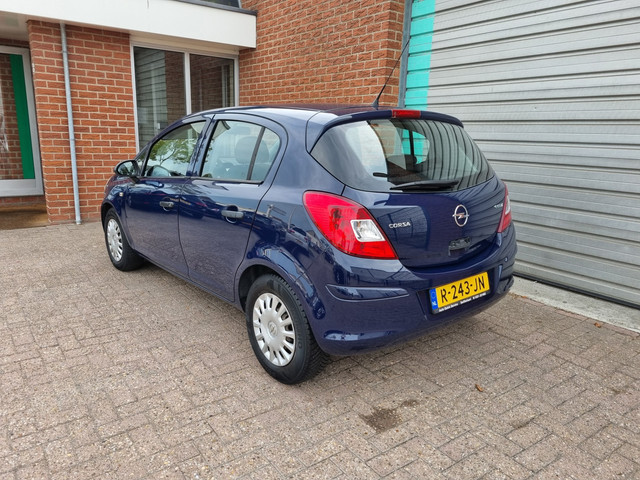 Foto 4 van Opel Corsa 1.0-12V Edition 5-Drs Airco! Bj:2009