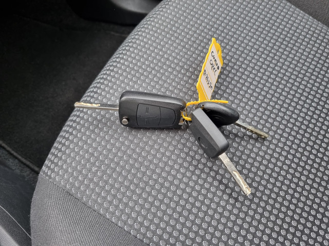 Foto 9 van Opel Corsa 1.0-12V Edition 5-Drs Airco! Bj:2009