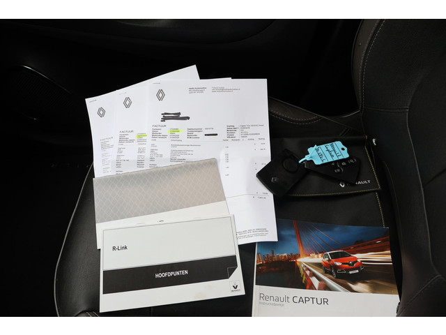 Foto 7 van Renault Captur 1.2 TCe Xmod 1e Eigenaar | Af Trekhaak | Stoelverwarming | NL-Auto | Camera | Navi |