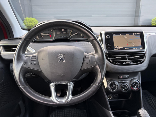 Foto 8 van Peugeot 2008 1.2 PureTech Blue Lion ✓D-riem vv in 11-2023✓1e Eigenaar✓Trekhaak✓Navi✓Carplay✓Airco✓Cr