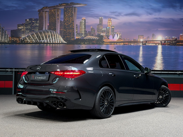Foto 9 van Mercedes-Benz C-Klasse C300 e C43 AMG Pack |Memory|HeadUp|Sfeer|Pano|360cam|12/2021
