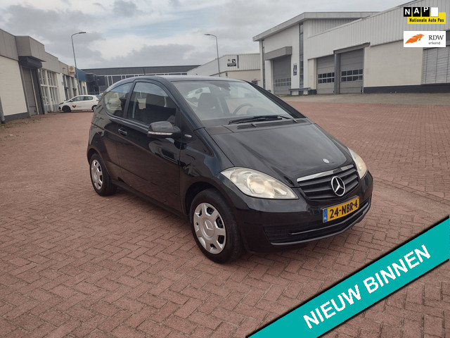 Foto 2 van Mercedes-Benz A-klasse 160 BlueEFFICIENCY Business Class MOOIE AUTO BEL 0619590613 AIRCO HOGEN IN ST