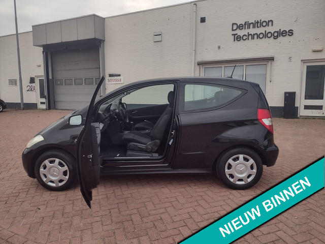Mercedes-Benz A-klasse 160 BlueEFFICIENCY Business Class MOOIE AUTO BEL 0619590613 AIRCO HOGEN IN ST