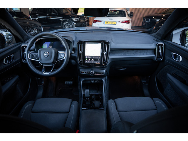 Foto 3 van Volvo XC40 Single Motor Plus 69 kWh|Elec Trekh|Pilot Assist|Blis|Stoel/Stuurverwarming|LED|Elektrisc