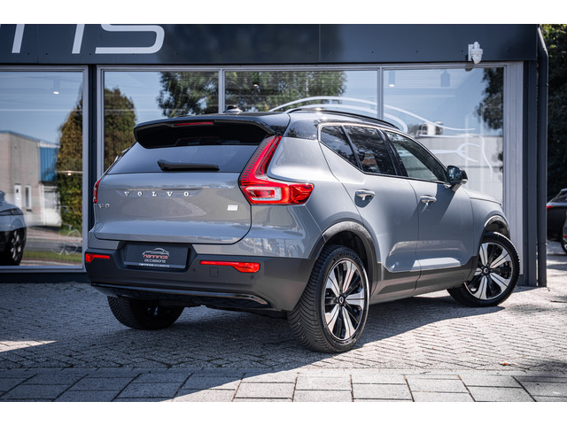 Volvo XC40 Single Motor Plus 69 kWh|Elec Trekh|Pilot Assist|Blis|Stoel/Stuurverwarming|LED|Elektrisc