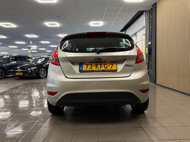 Foto 9 van Ford Fiesta 1.25 Titanium * 77.763 km + NAP / Airco / LM Velgen / NL Auto *