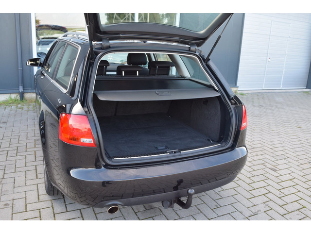 Foto 2 van Audi A4 Avant 2.0 Pro Line Business | Clima | Cruise | NAP + APK 11-2027