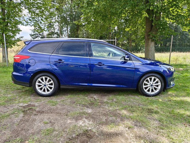 Foto 8 van Ford Focus Wagon 1.0 Titanium Edition | NIEUWE DISTRIBUTIE | CLIMA | CRUISE | HAAK |  STOELVERWARMIN