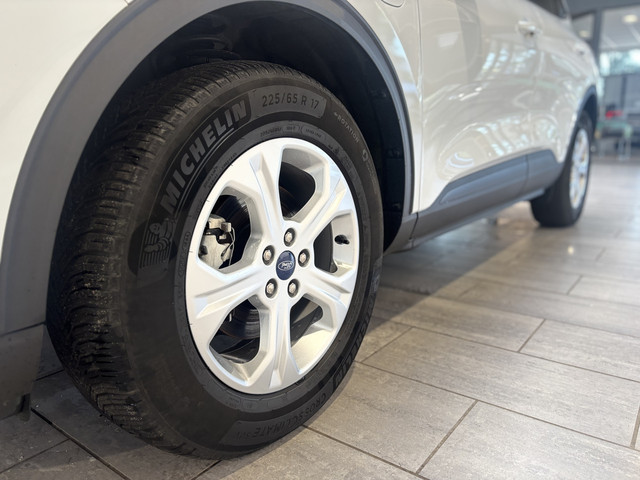 Foto 6 van Ford Kuga 2.5 PHEV Cool & Connect | Winter Pack | Navi | Clima | Cruise | 4 seiz. banden | 100% deal