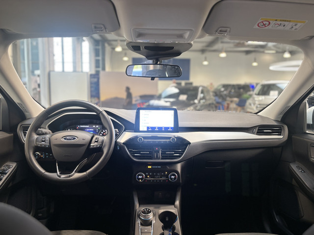 Foto 8 van Ford Kuga 2.5 PHEV Cool & Connect | Winter Pack | Navi | Clima | Cruise | 4 seiz. banden | 100% deal
