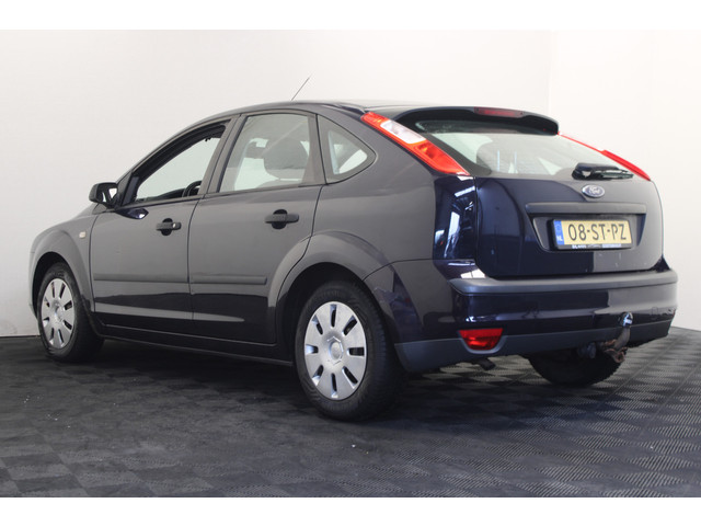 Foto 4 van Ford Focus 1.6-16V Champion (bj 2006)