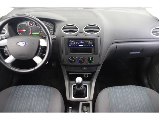 Foto 8 van Ford Focus 1.6-16V Champion (bj 2006)