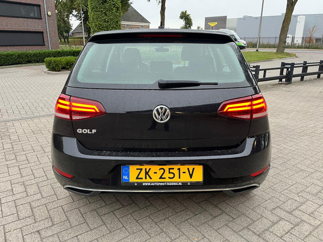 Foto 5 van Volkswagen Golf 1.0 TSI Trendline