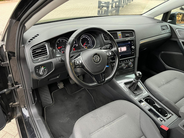 Foto 9 van Volkswagen Golf 1.0 TSI Trendline