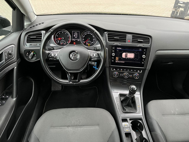 Foto 10 van Volkswagen Golf 1.0 TSI Trendline