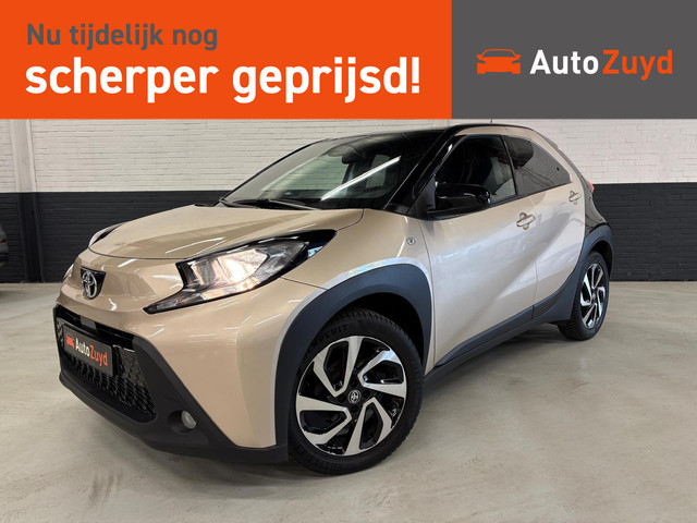 Foto 2 van Toyota Aygo X 1.0 VVT-i MT Pulse | Carplay | 17" | Camera |stoelverwarming