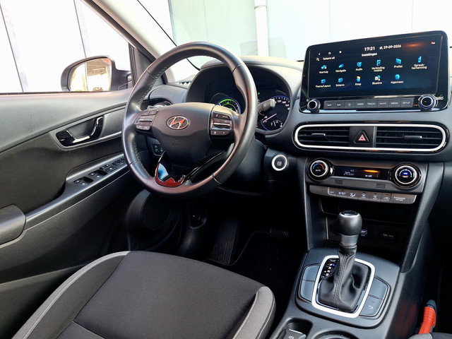 Foto 10 van Hyundai Kona 1.6 GDI HEV Fashion | Climate | Trekhaak 1300kg |  Blindspot | Adaptive CC | Camera | H