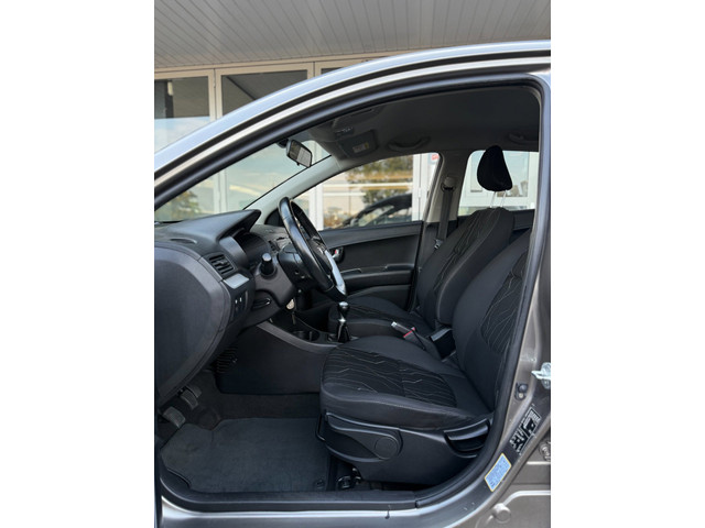 Foto 9 van Kia Picanto 1.2 CVVT BusinessLine AIRCO|BLUETOOTH|LM VELGEN