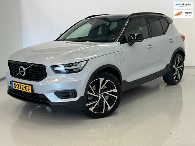 Foto 2 van Volvo XC40 1.5 T5 Recharge / Nieuwe Accu / Dealer onderhouden
