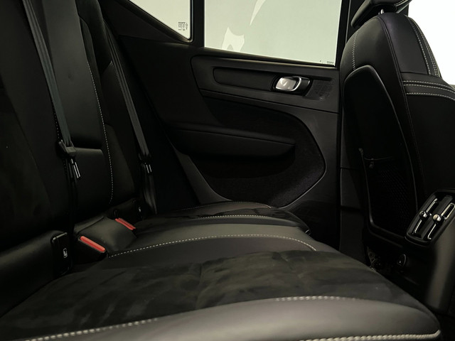 Foto 8 van Volvo XC40 1.5 T5 Recharge / Nieuwe Accu / Dealer onderhouden