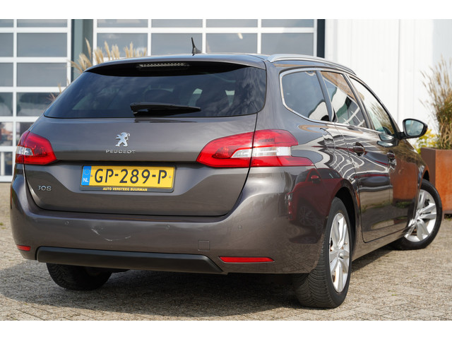 Foto 9 van Peugeot 308 SW 1.2 PureTech Blue Lease Executive 110pk | Audio-navigatie full map | Cruise Control |