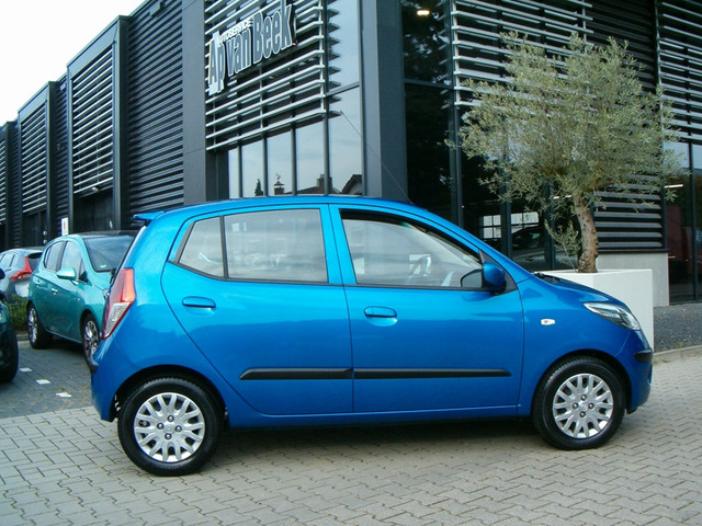 Foto 9 van Hyundai I10 1.25i Dynamic Cool - Automaat